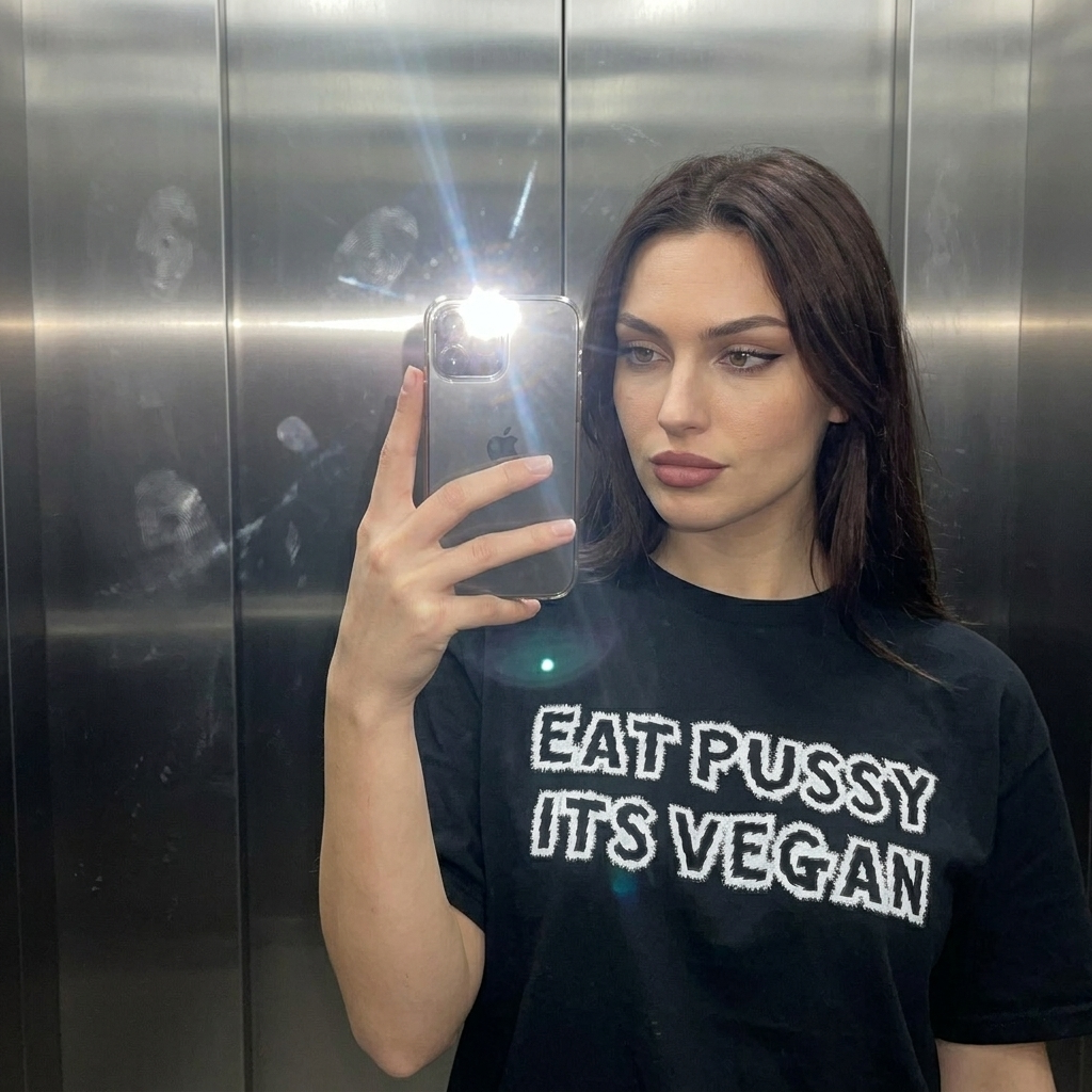 EAT PUSSY ITS VEGAN